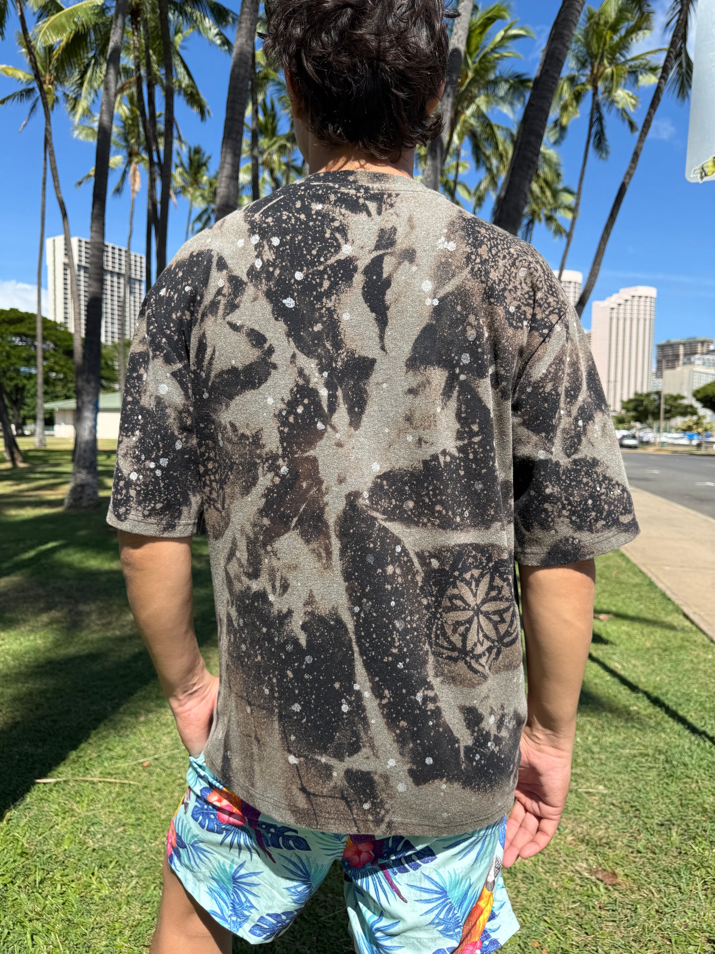 CHAOS Bleach Dye T-Shirt (Large)
