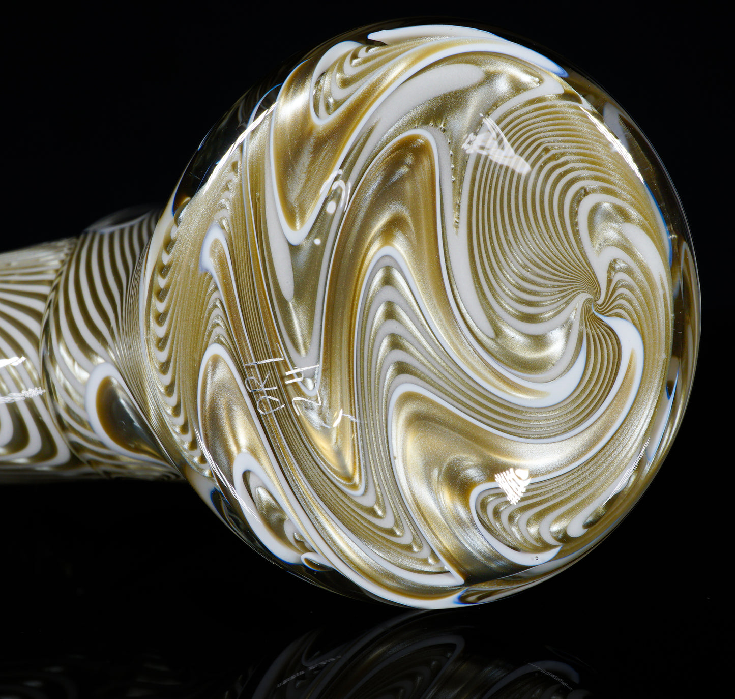 White and Electrum Pattern Hammer