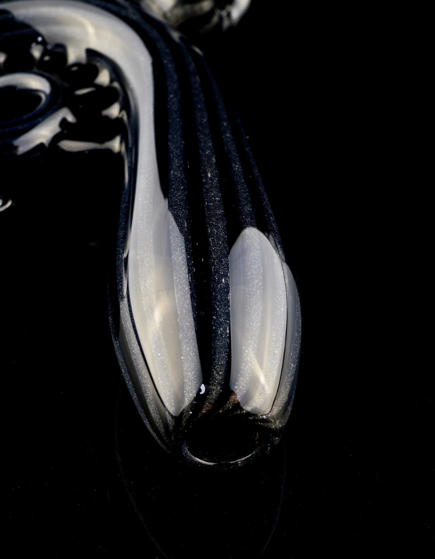 Black and Grey Webbed Pipe