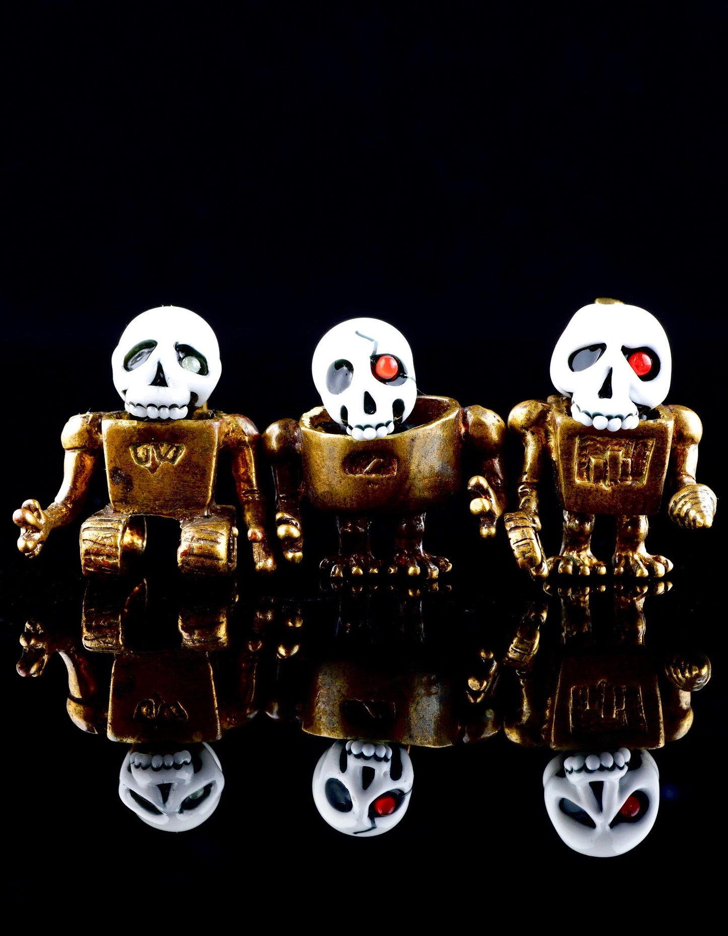 Small Skull Bot Pendants