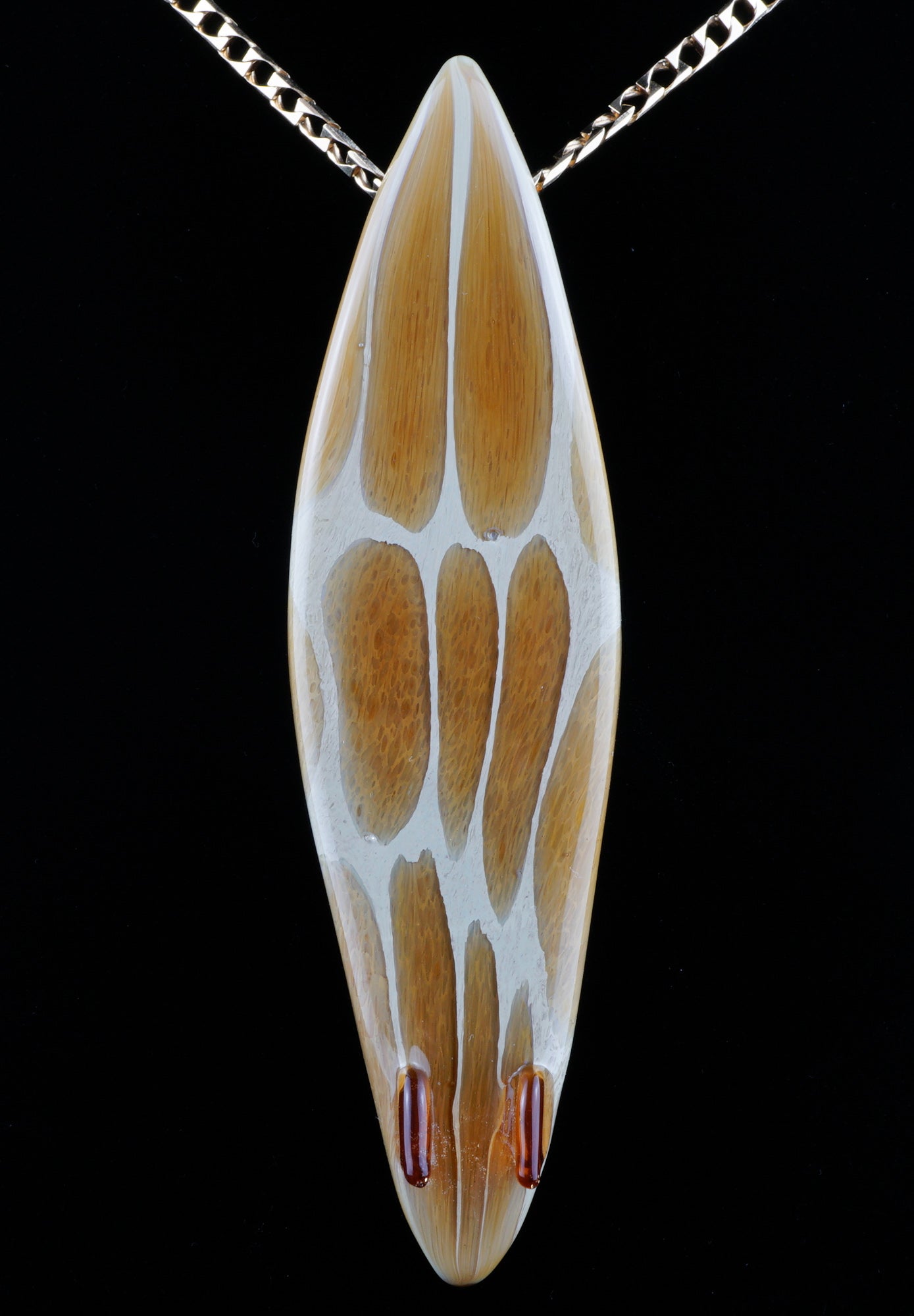 Giraffe Wipeout Wave + Surfboard Pendant