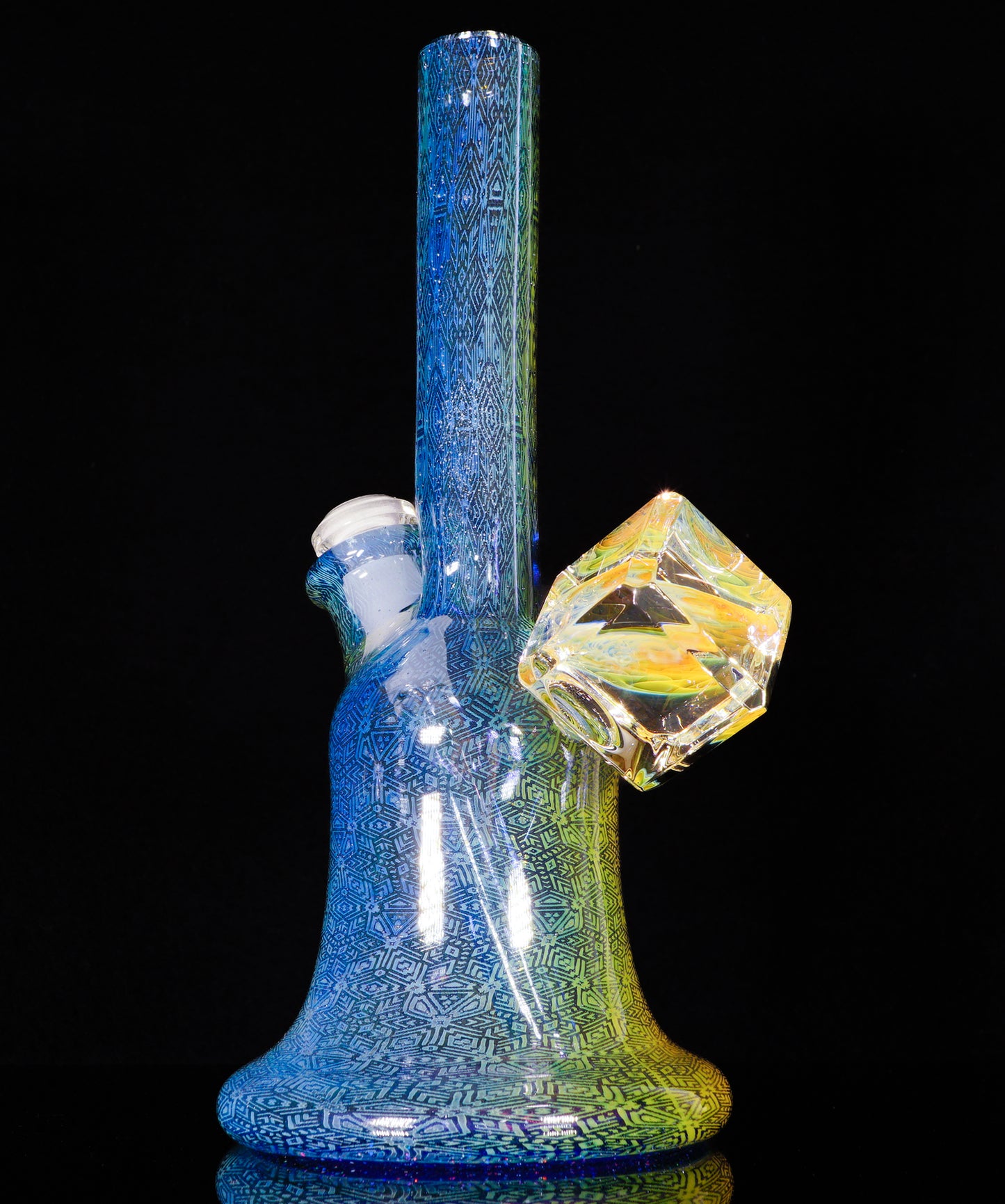 Fume, Opal and Royal Jelly Extruded Cube Tube