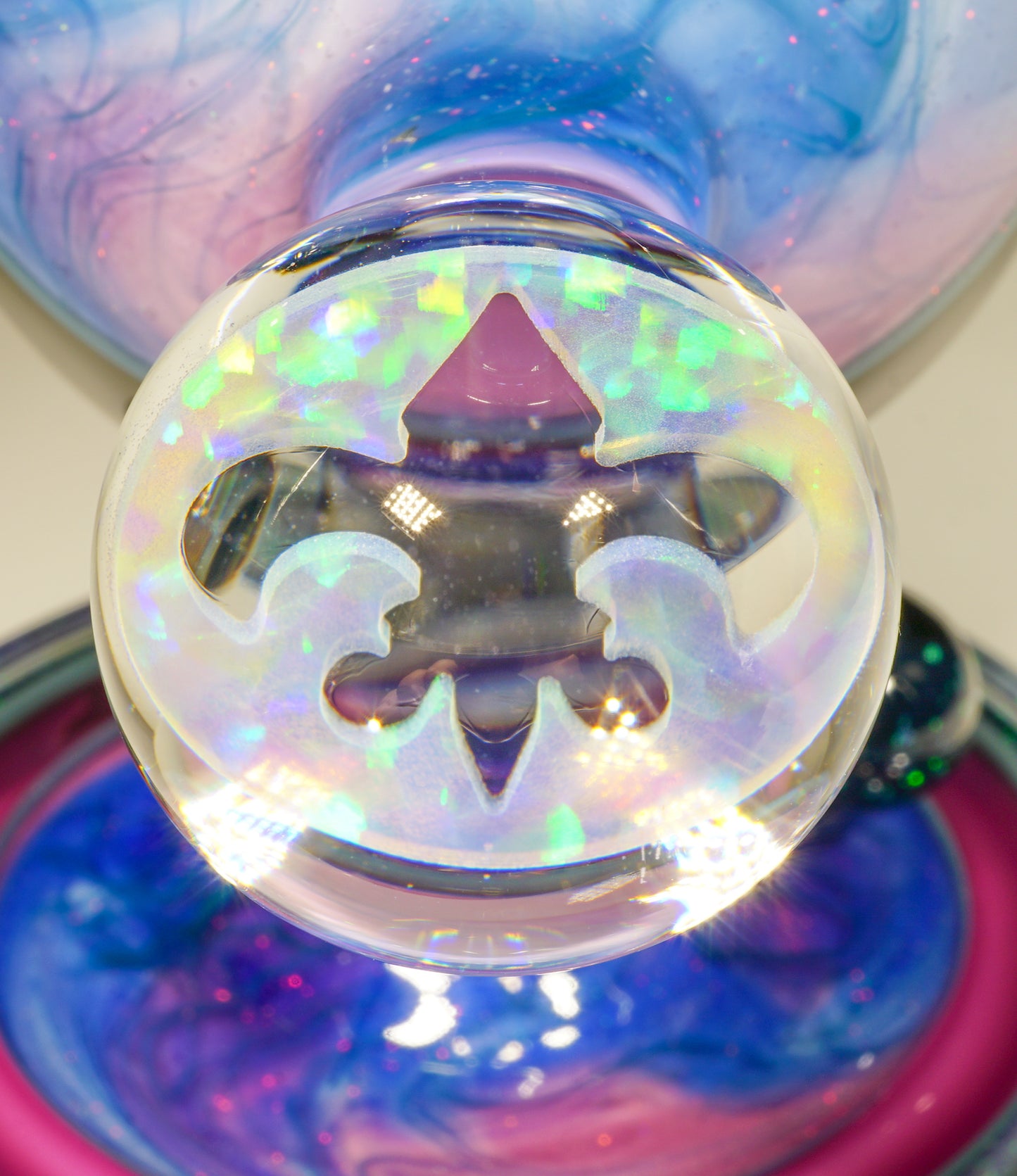 Crushed Opal UV Scribble Tech Heliosphere + Bubble Cap