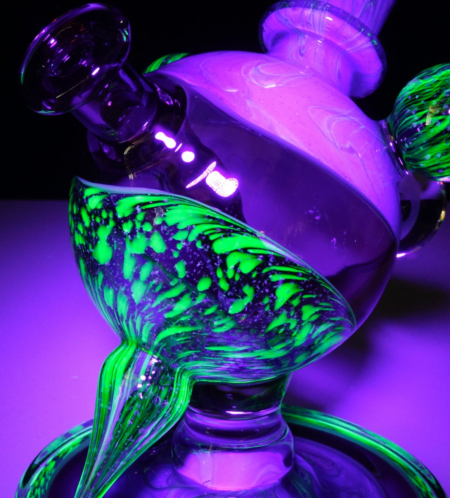 Crushed Opal UV Scribble Tech Heliosphere + Bubble Cap
