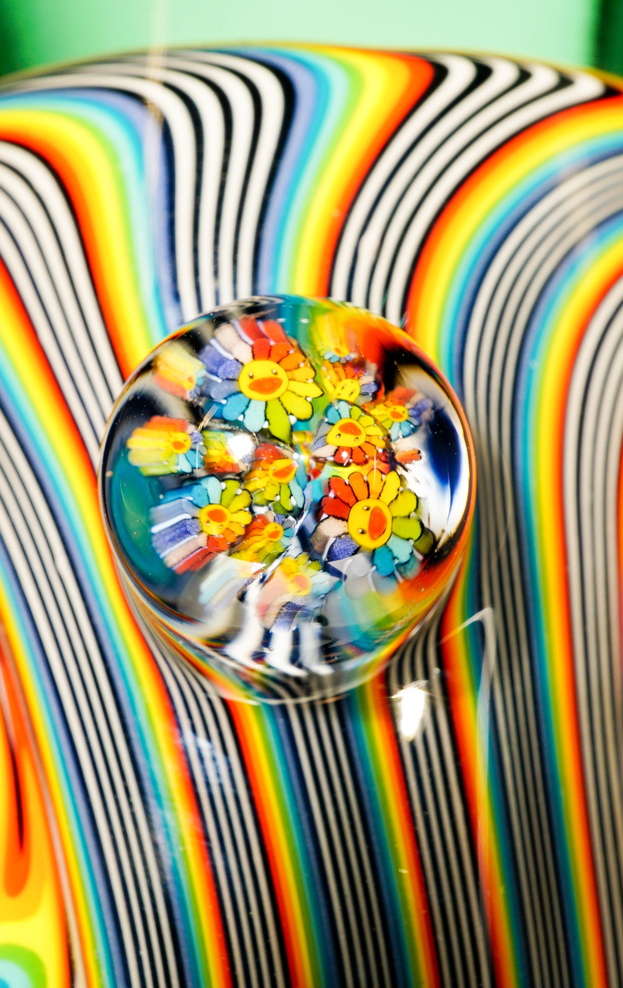 Atlantis and Rainbow Jailbird Linework Straight Tube with CFL Skull + Slide