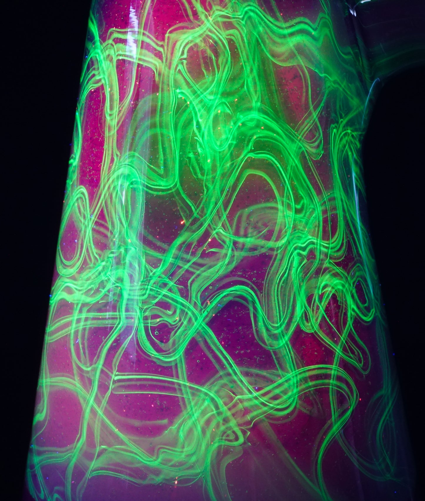 Empire and Pastel Crushed Opal UV Scribble Sherlock Bottle