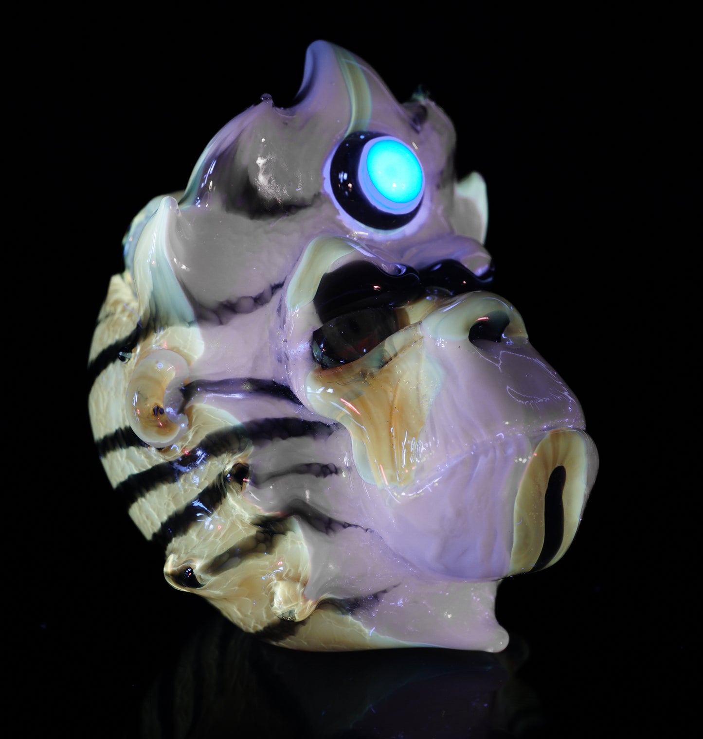 'Belmont' UV Tiger Wook Pendant