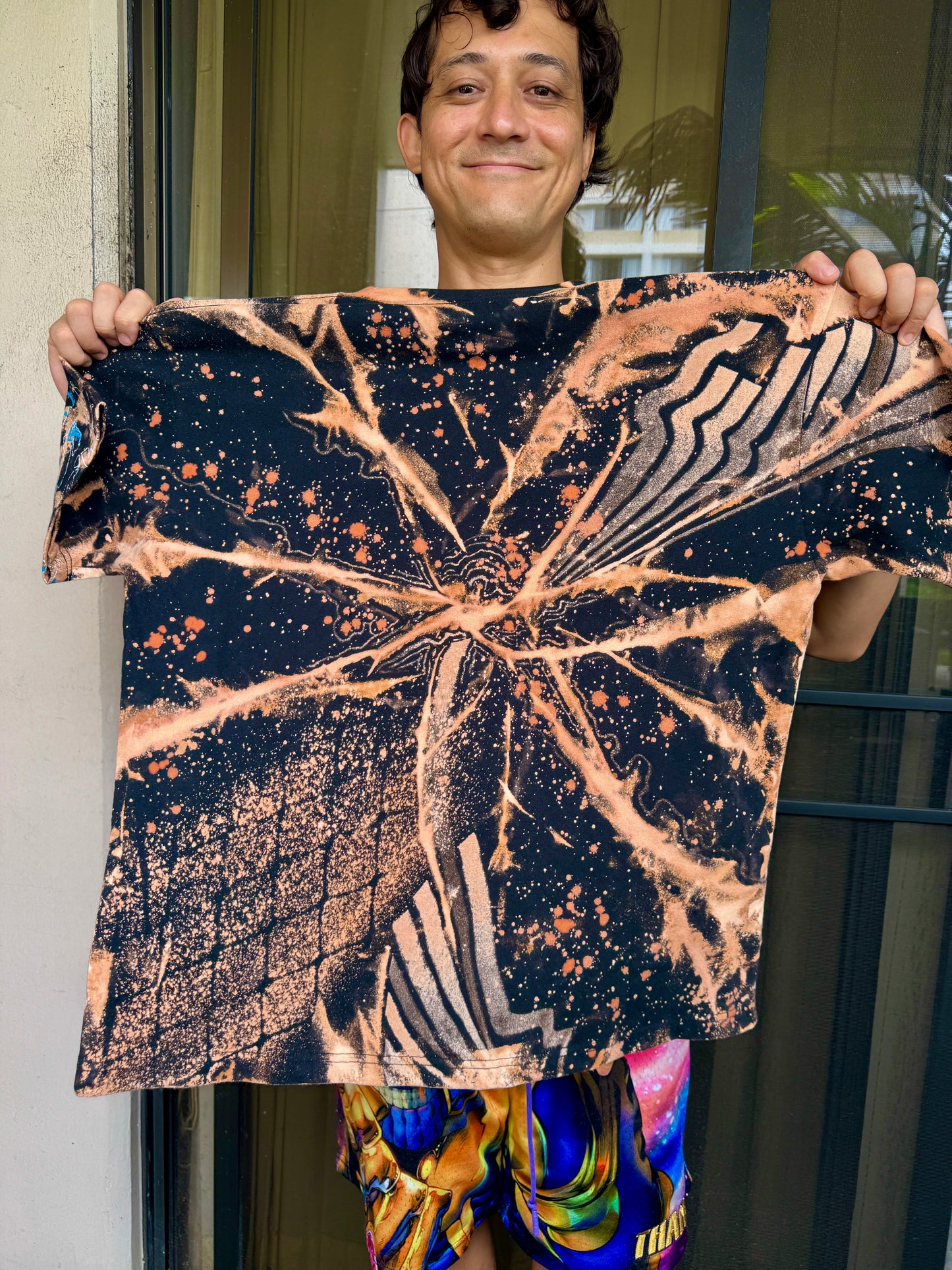 Venom Bleach Dye T-Shirt (Large)