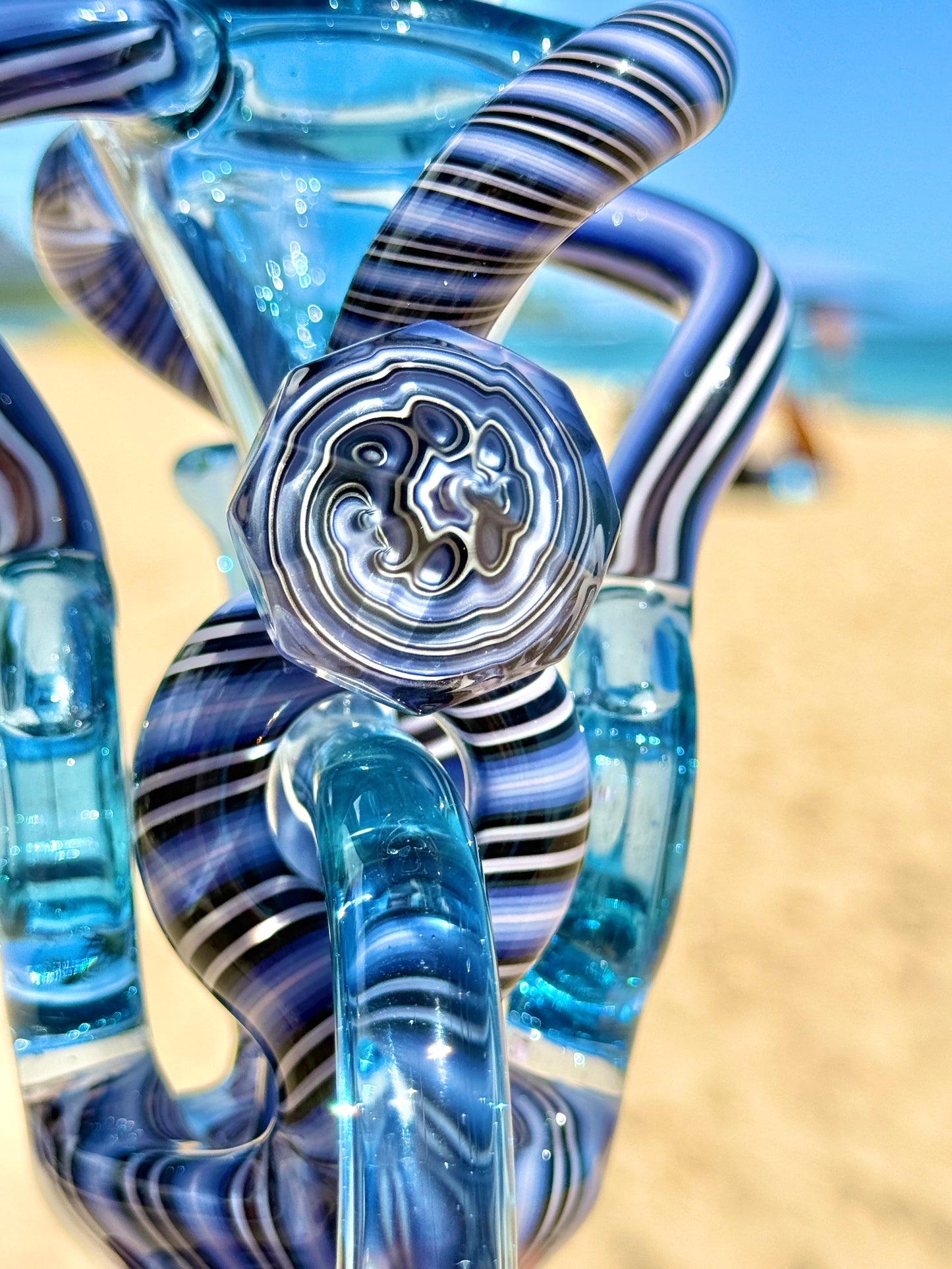 Full Sized Faceted Quad Donut Recycler