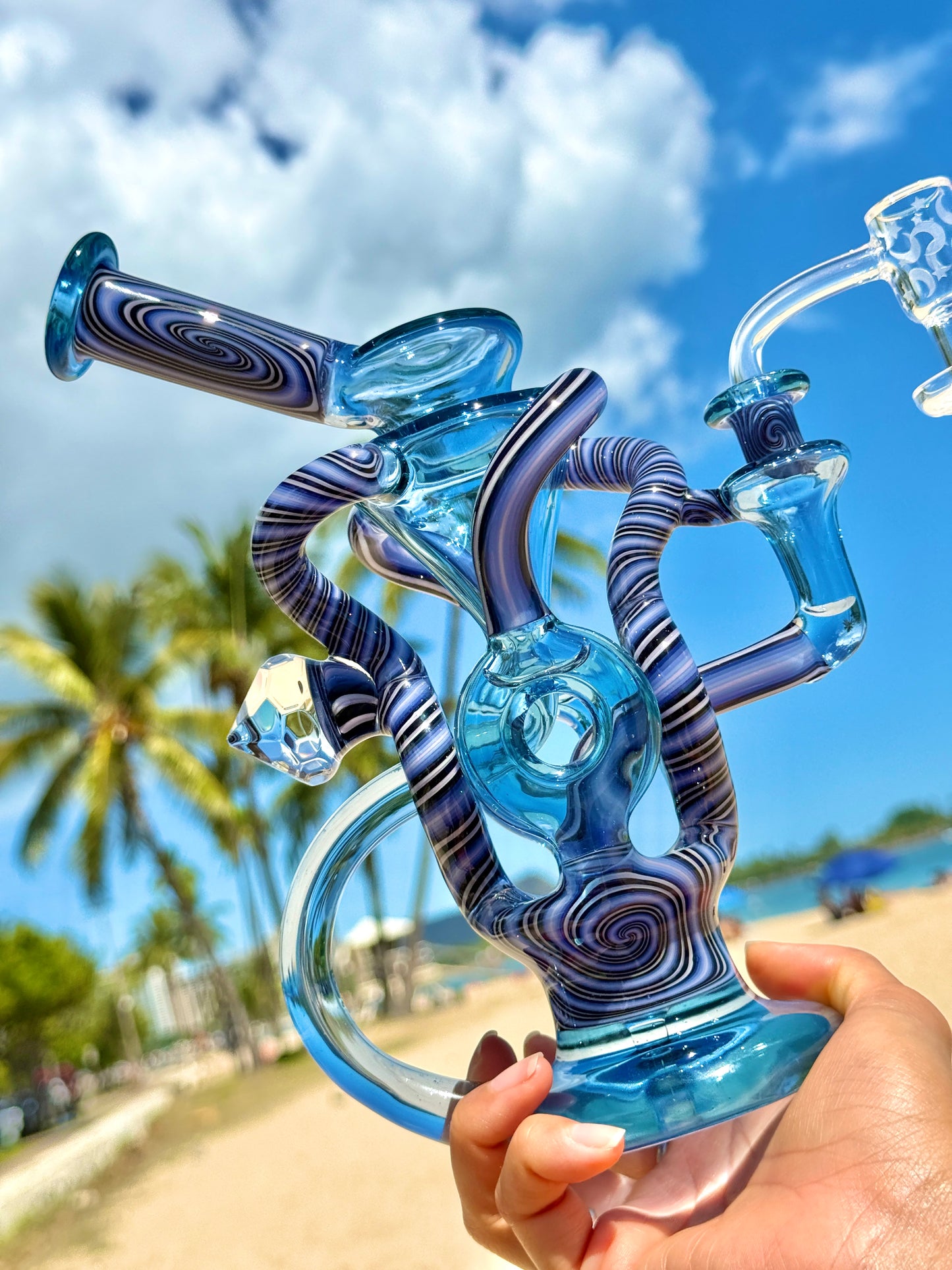 Full Sized Faceted Quad Donut Recycler