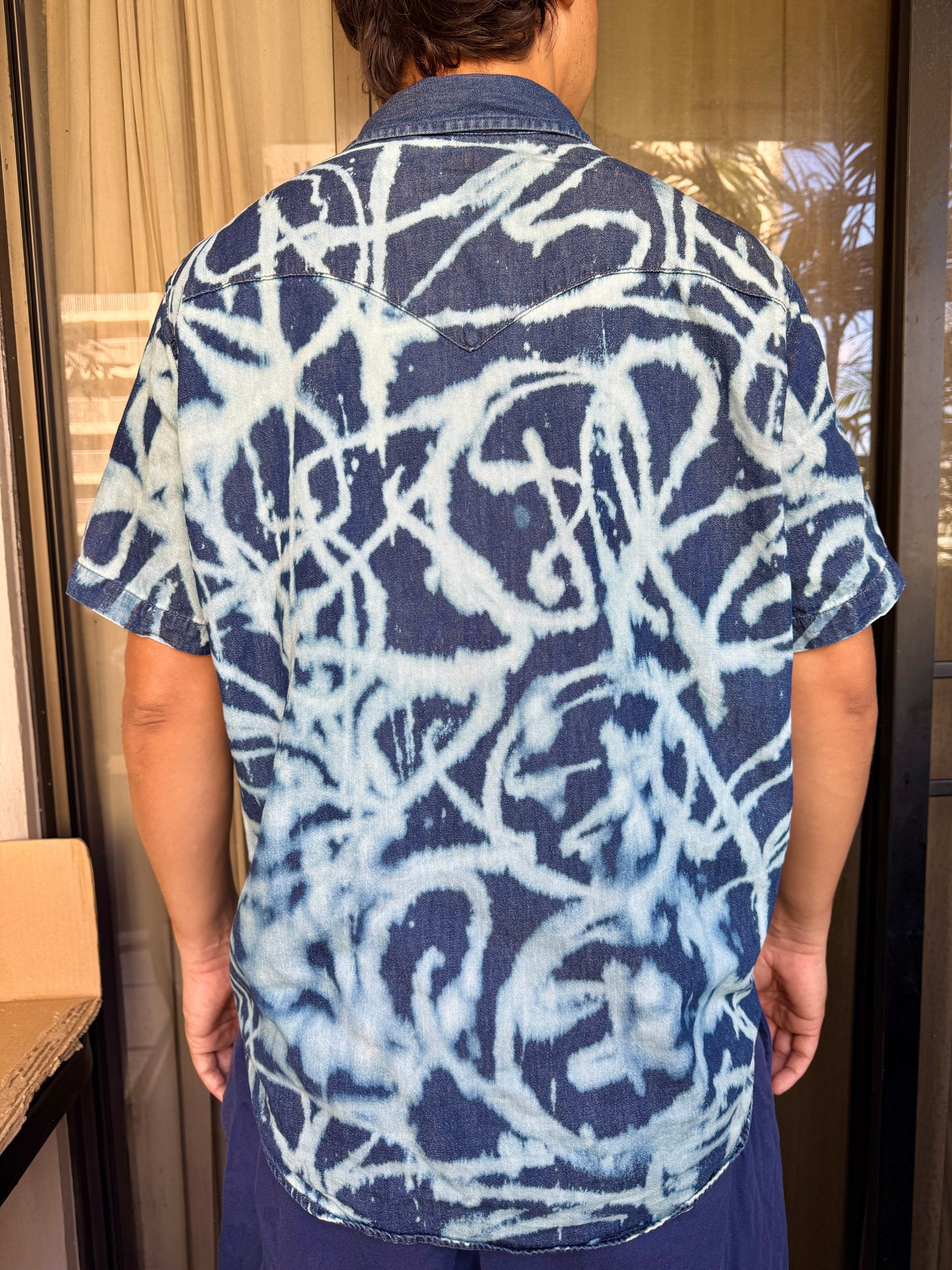 Denim Button Down Bleach Dyed Collared Shirt (XL)