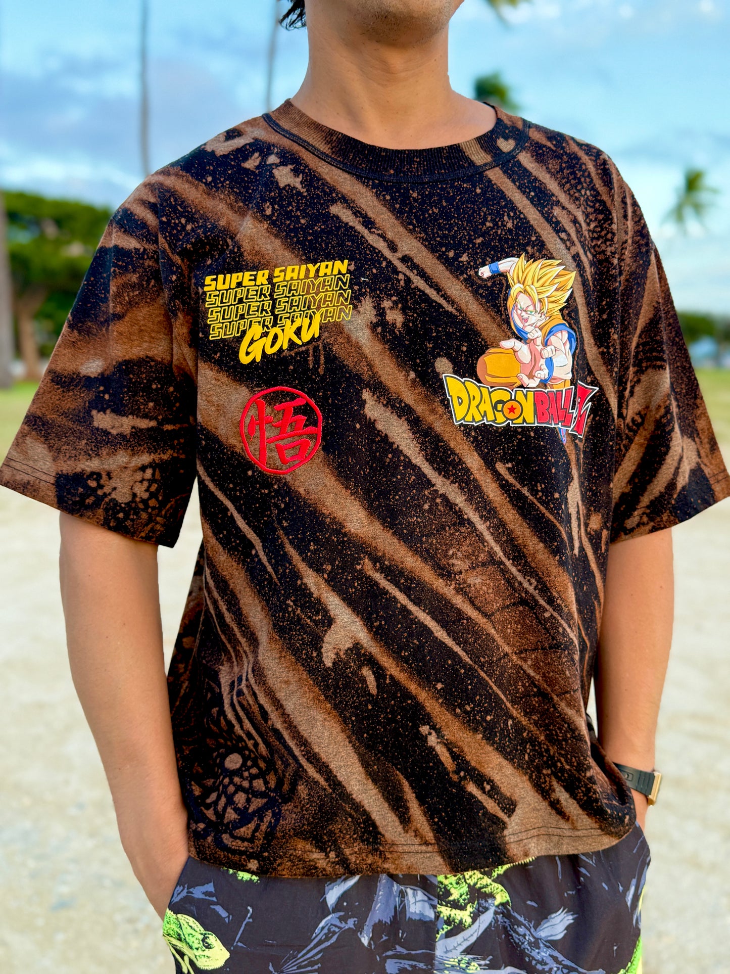 Official Dragon Ball Z Bleach Dye T-Shirt (Large)