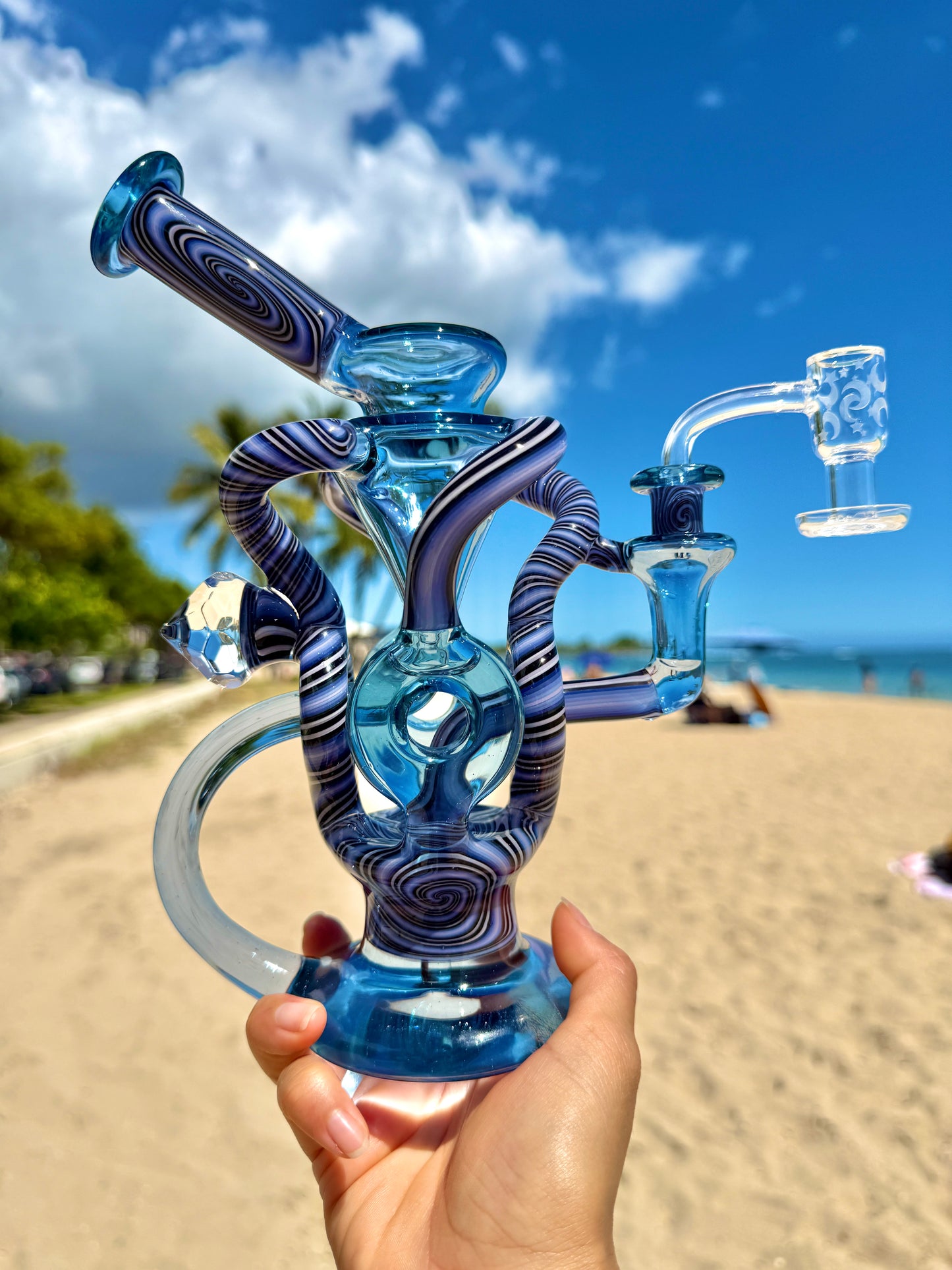 Full Sized Faceted Quad Donut Recycler
