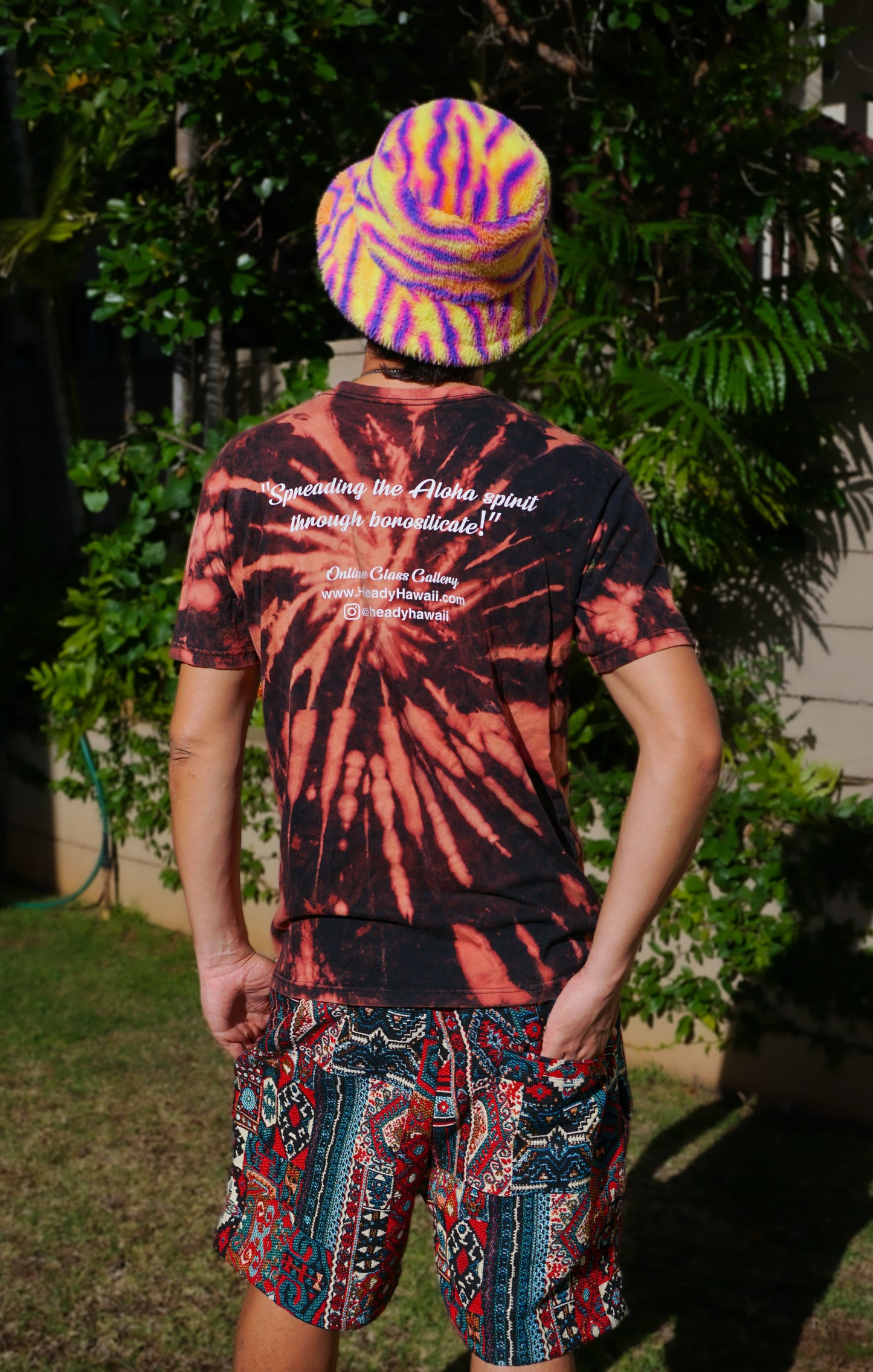 Heady Hawaii Bleach Dye T-shirt (Large)