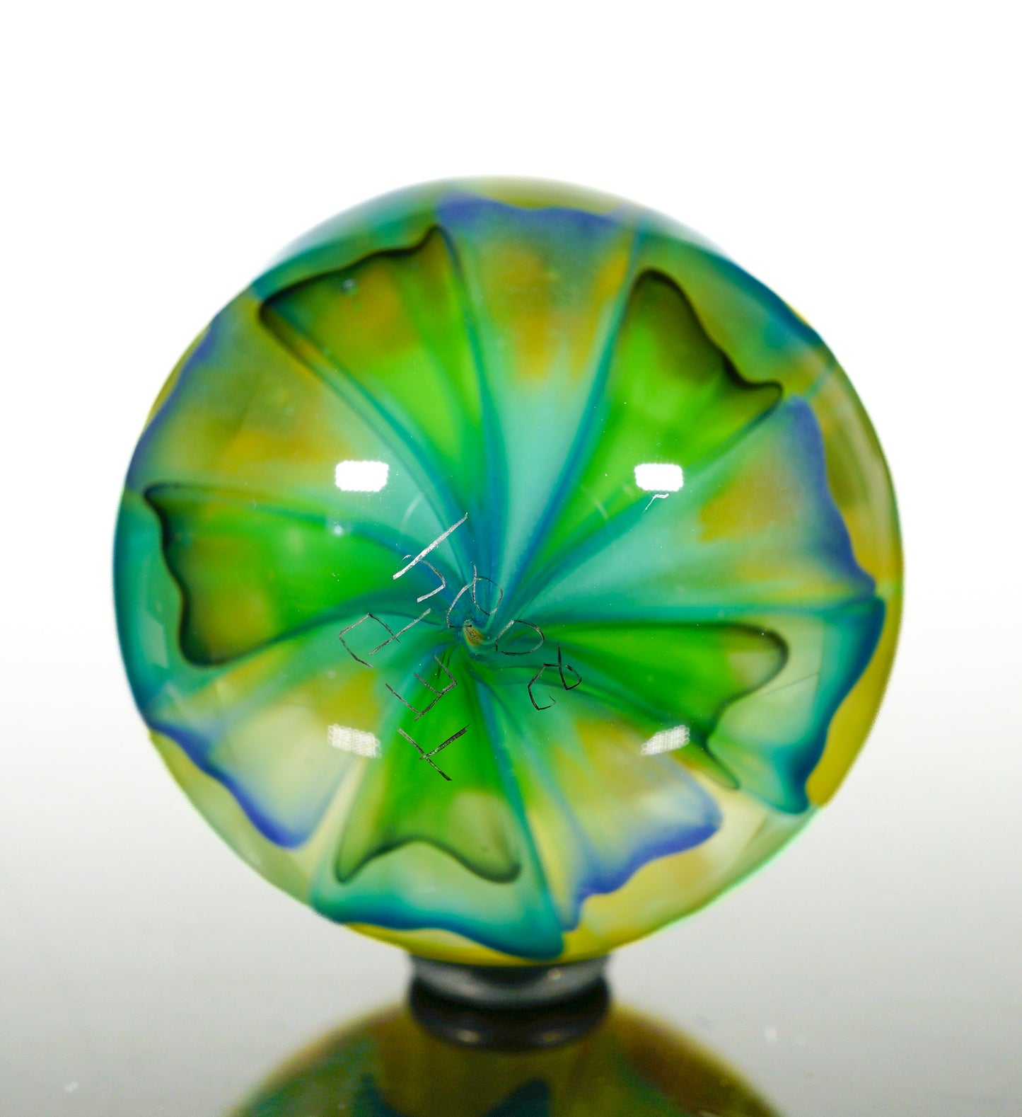 UV Rainbow Flower Implosion Marble no.2 (27mm)
