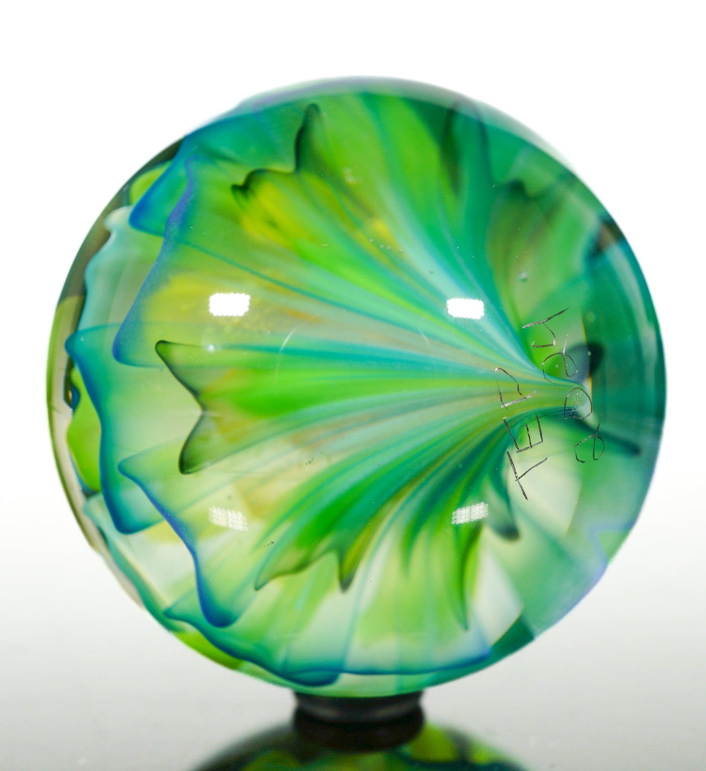 UV Rainbow Flower Implosion Marble no.3 (33mm)