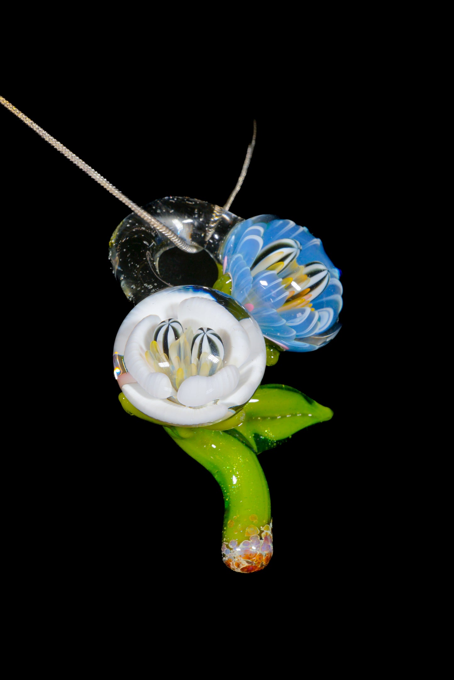 UV Siamese Smiley Bloom Pendant