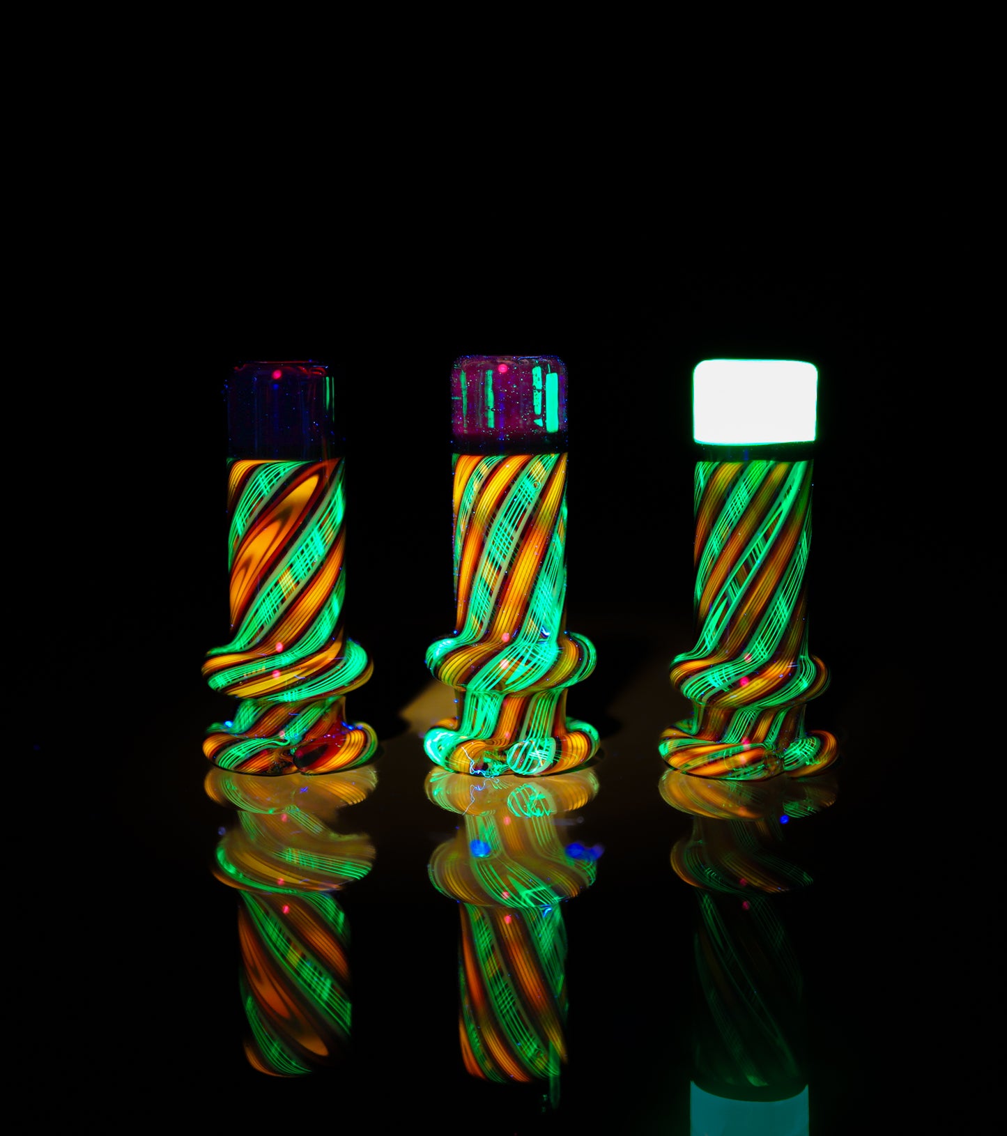 Dual-Layer UV Fire Linework Pivot Tips