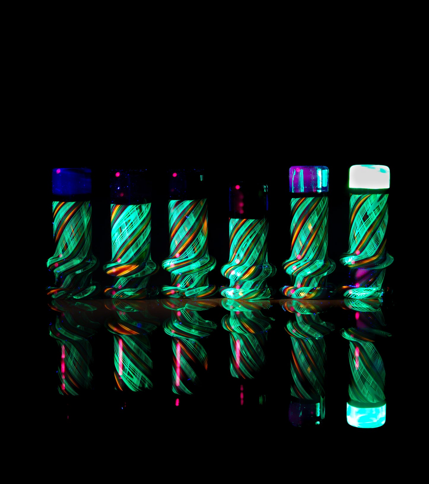 Dual-Layer UV Rainbow Linework Pivot Tips