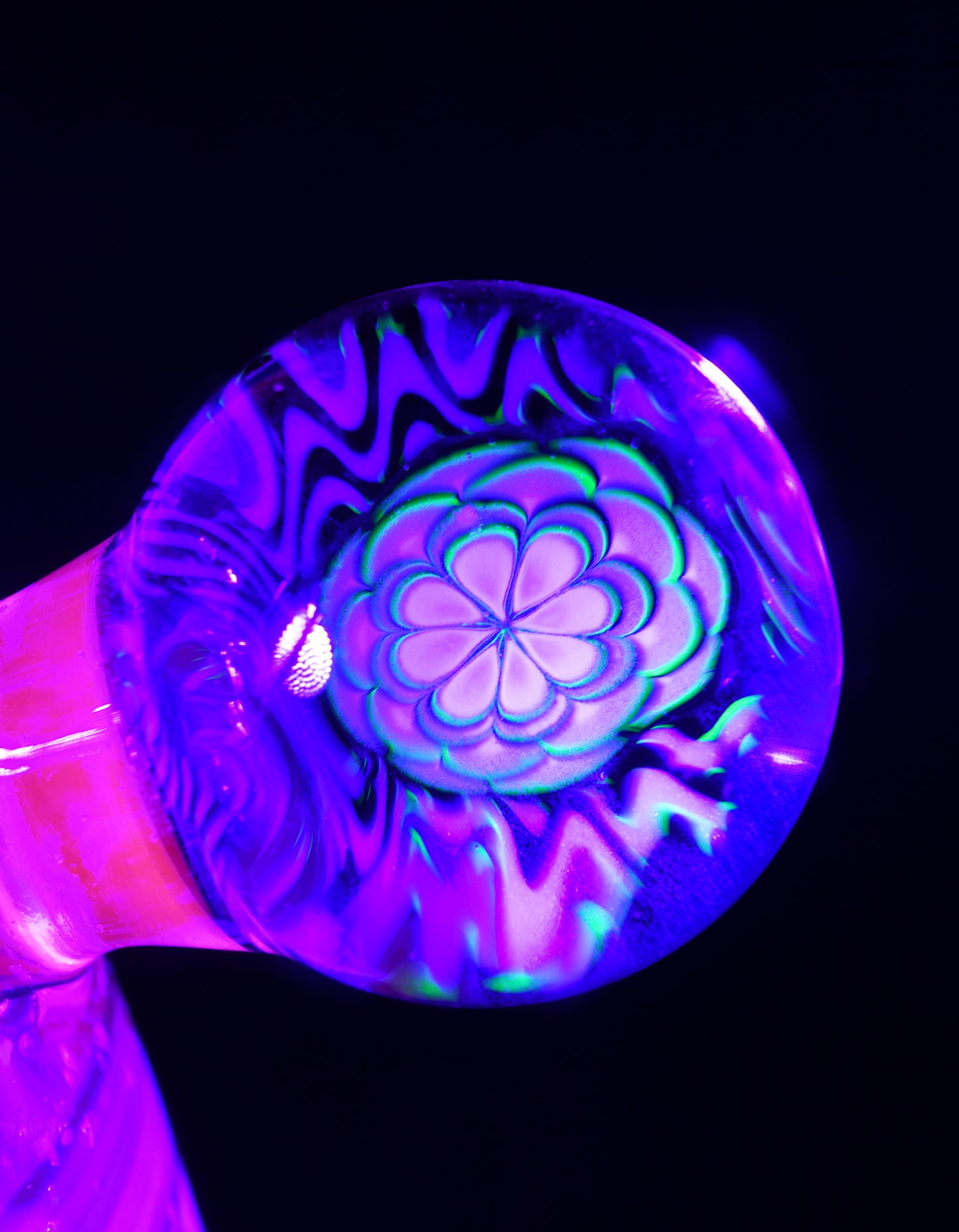 Steve Sizelove & WYG UV Dotstack Crushed Opal Bubble Trap Aztec Klein