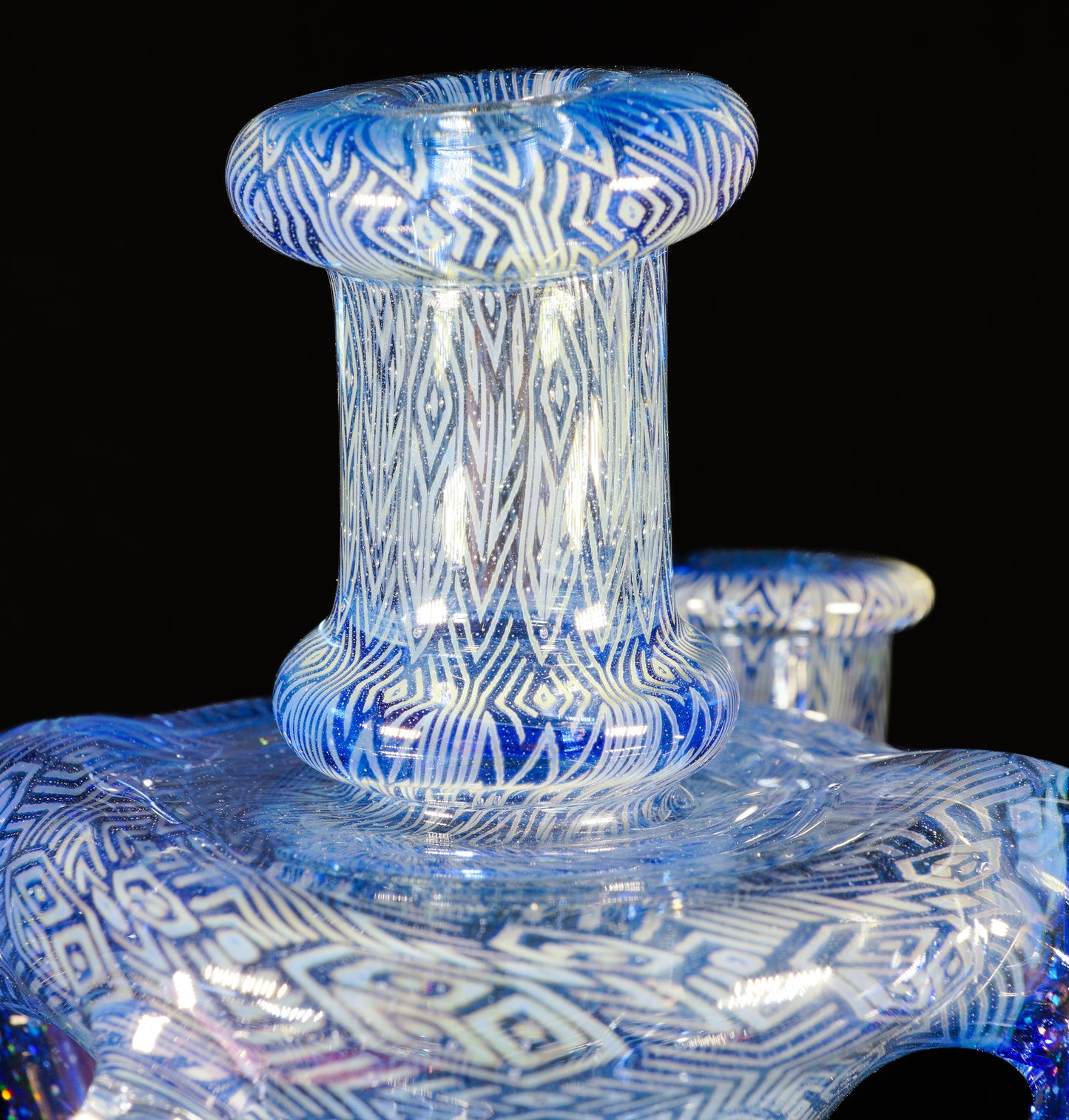Fume and Crushed Opal Extruded Cube Recycler