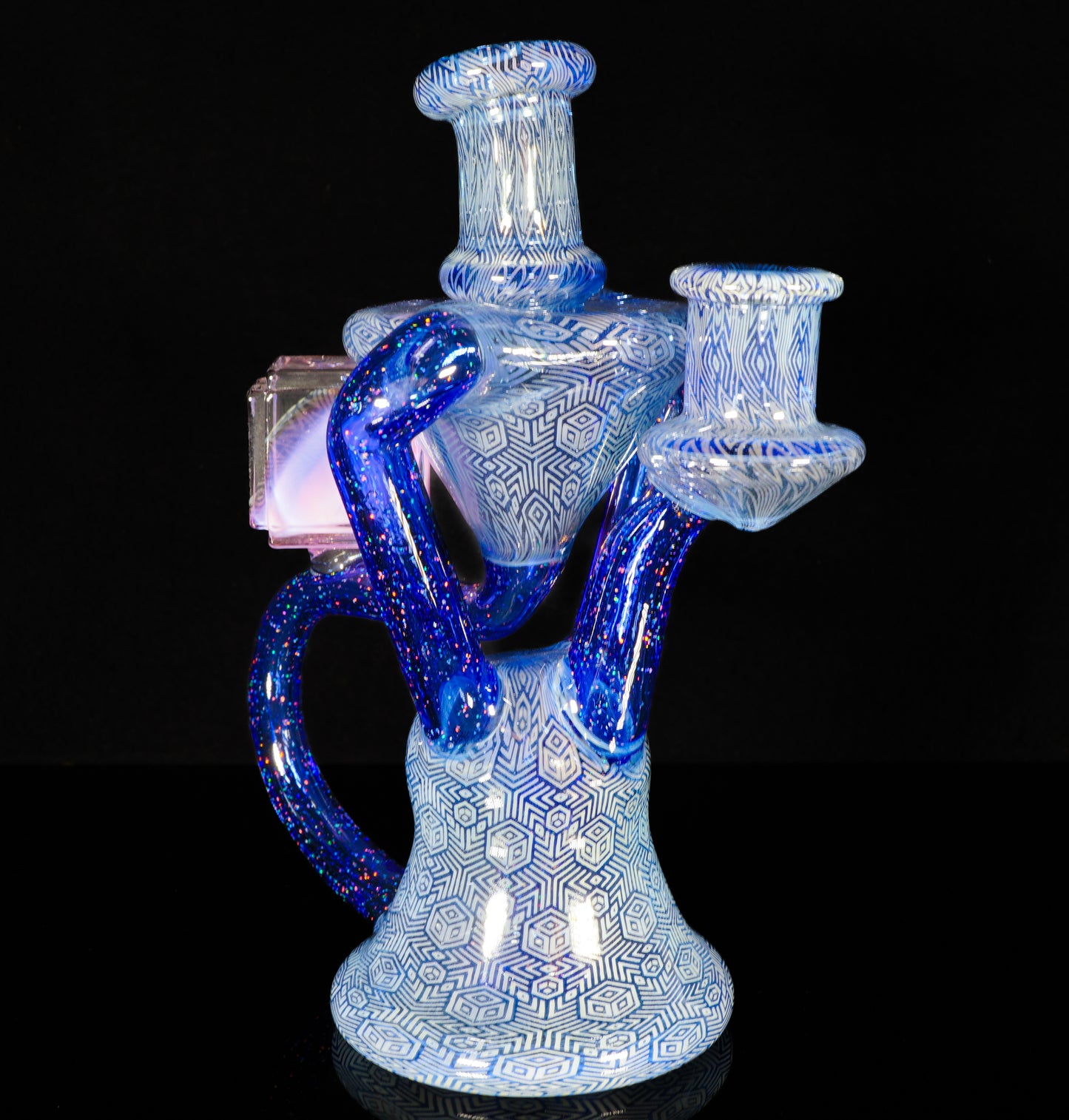 Fume and Crushed Opal Extruded Cube Recycler