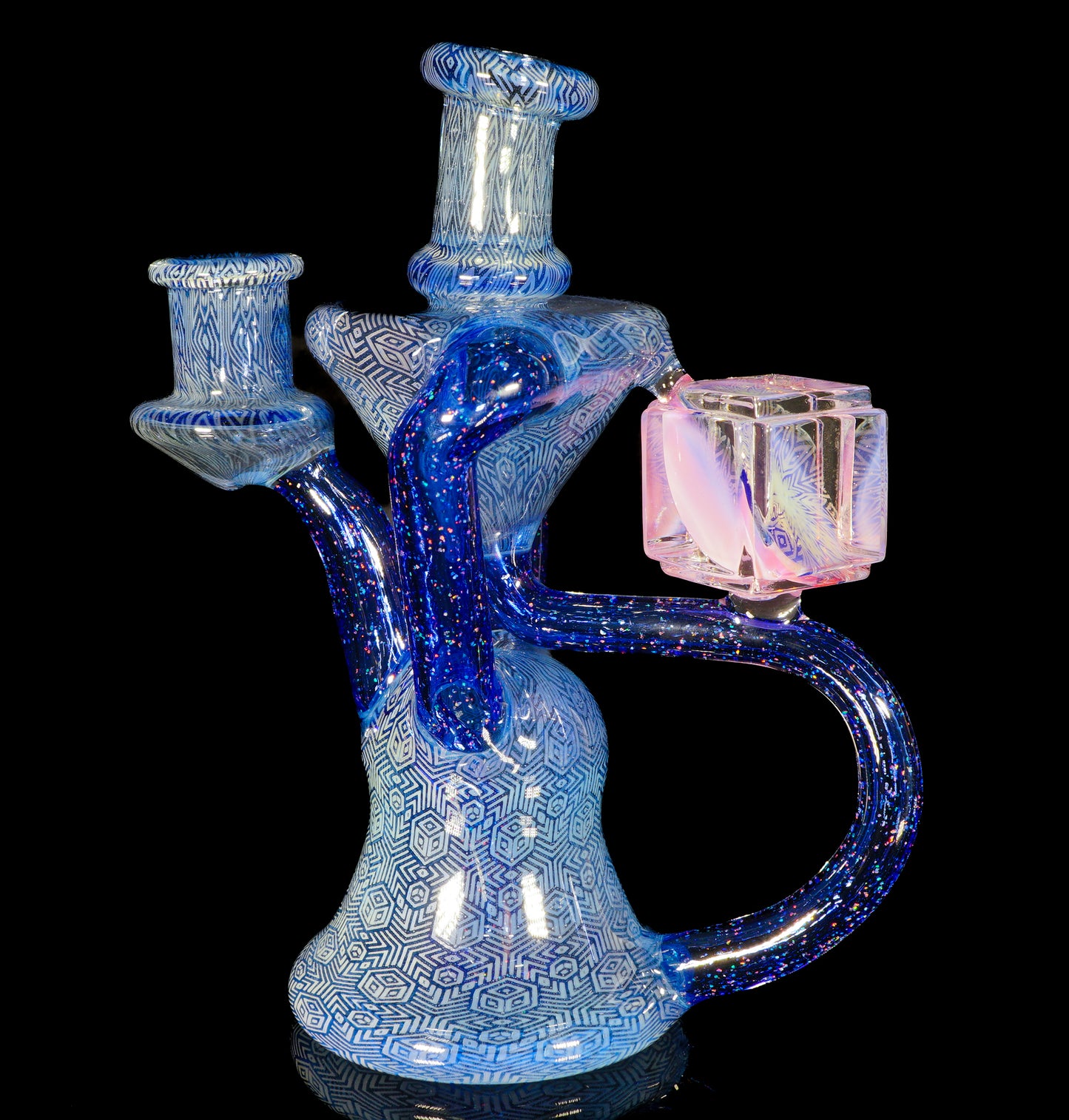 Fume and Crushed Opal Extruded Cube Recycler
