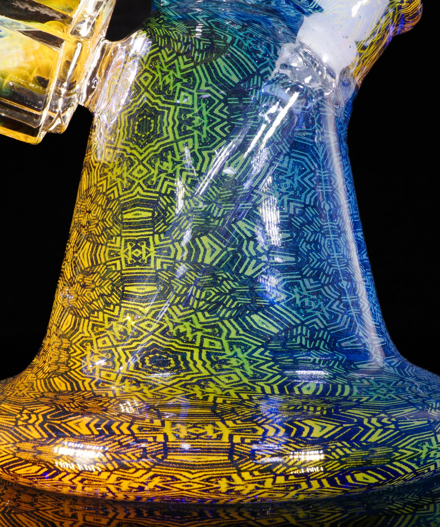 Fume and Crushed Opal Extruded Cube Tube