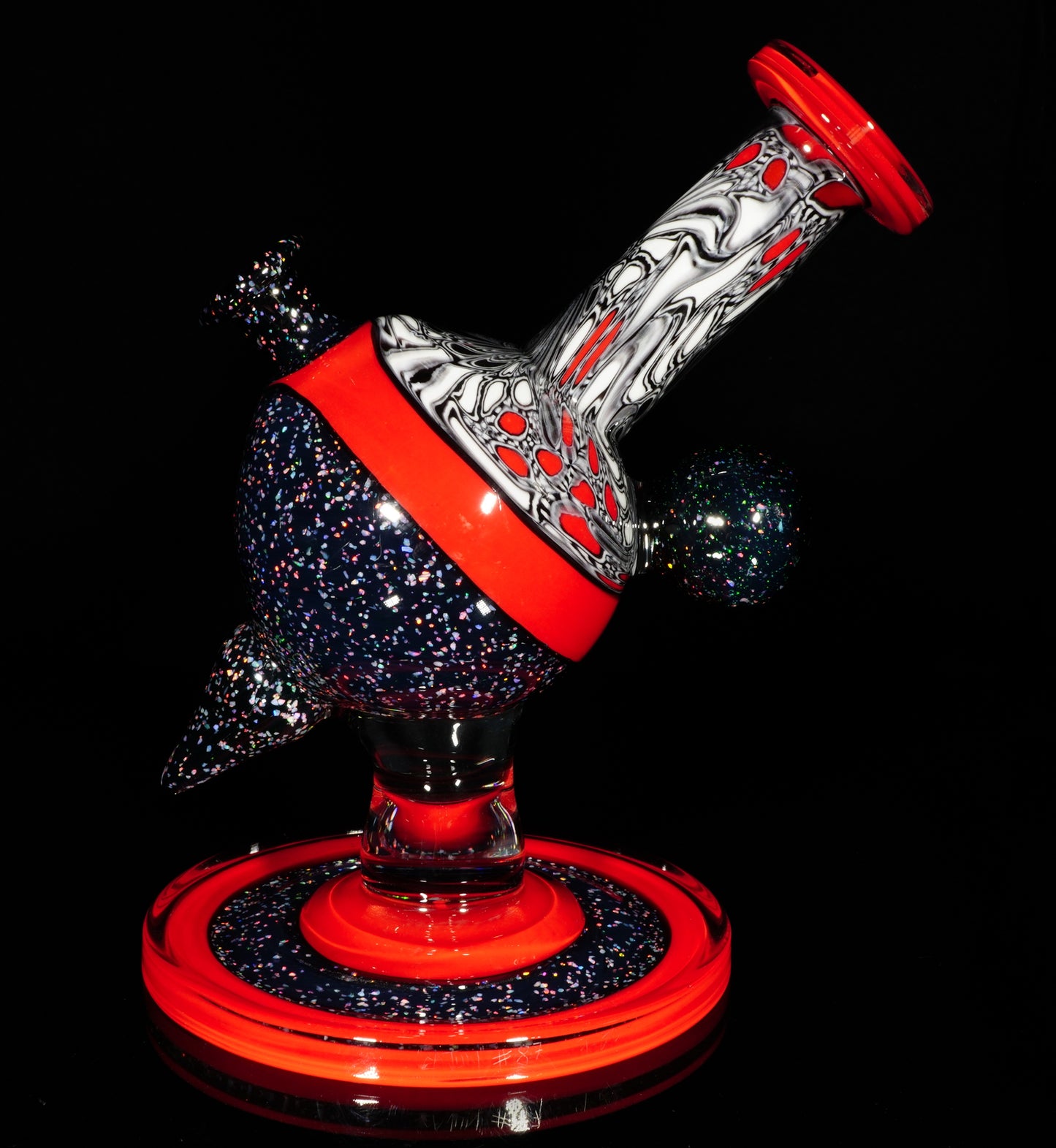 Black, White and Red Chipstack UV Crushed Opal Heliosphere + Bubble Cap + Terp Pearls + Milli Knuckle