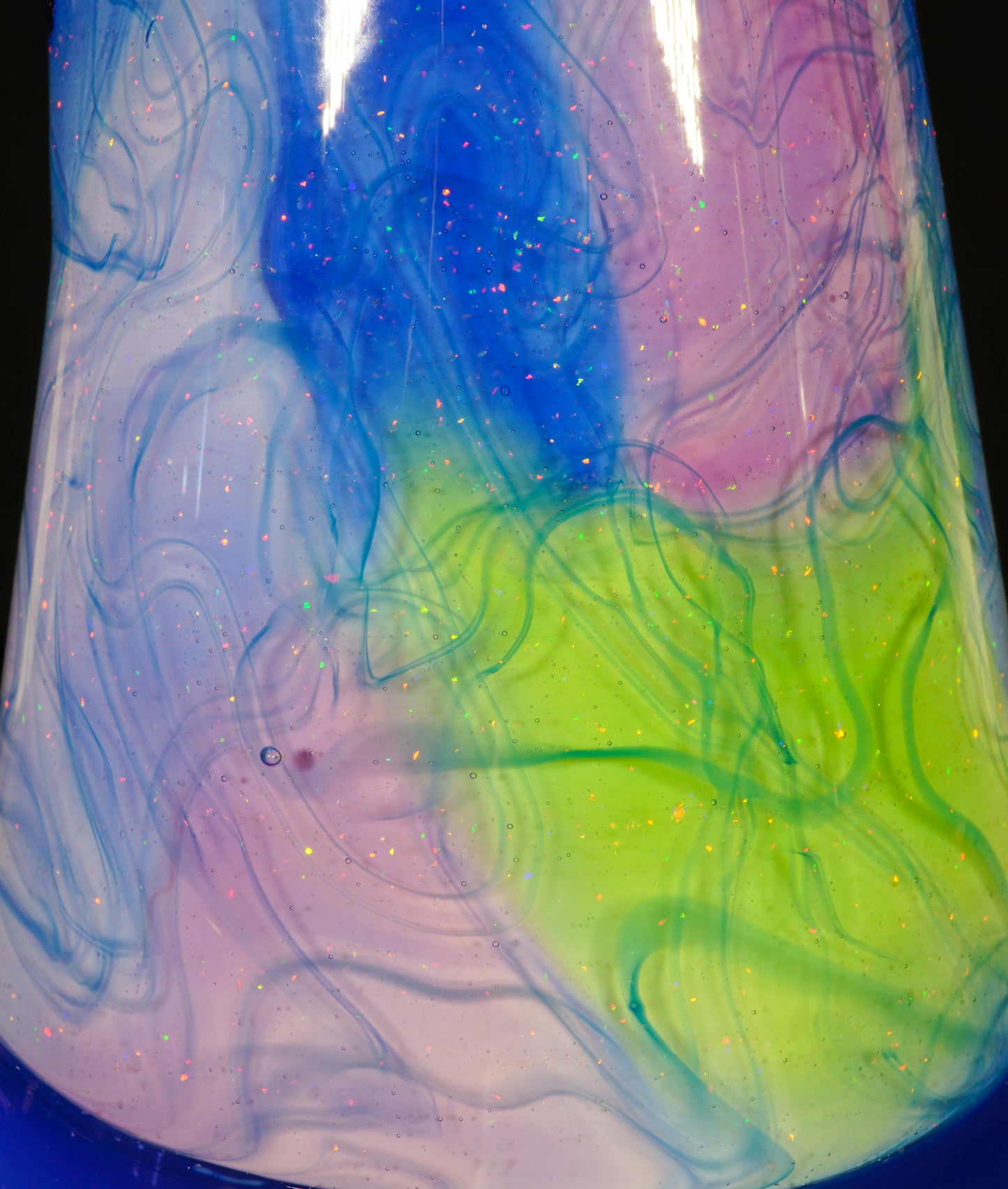 Empire and Pastel Crushed Opal UV Scribble Sherlock Bottle