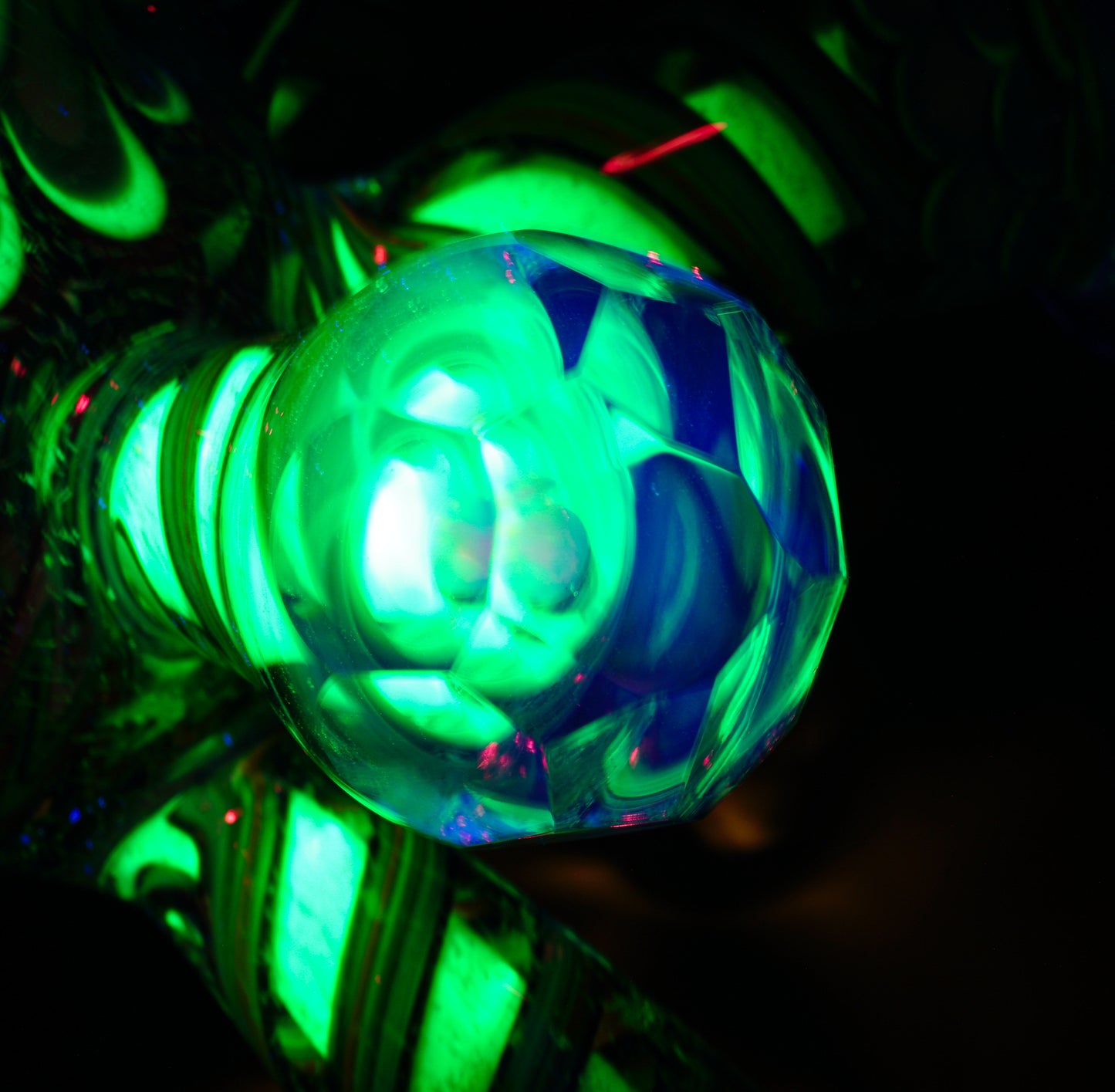 Dichro and UV Rainbow Spore Rig