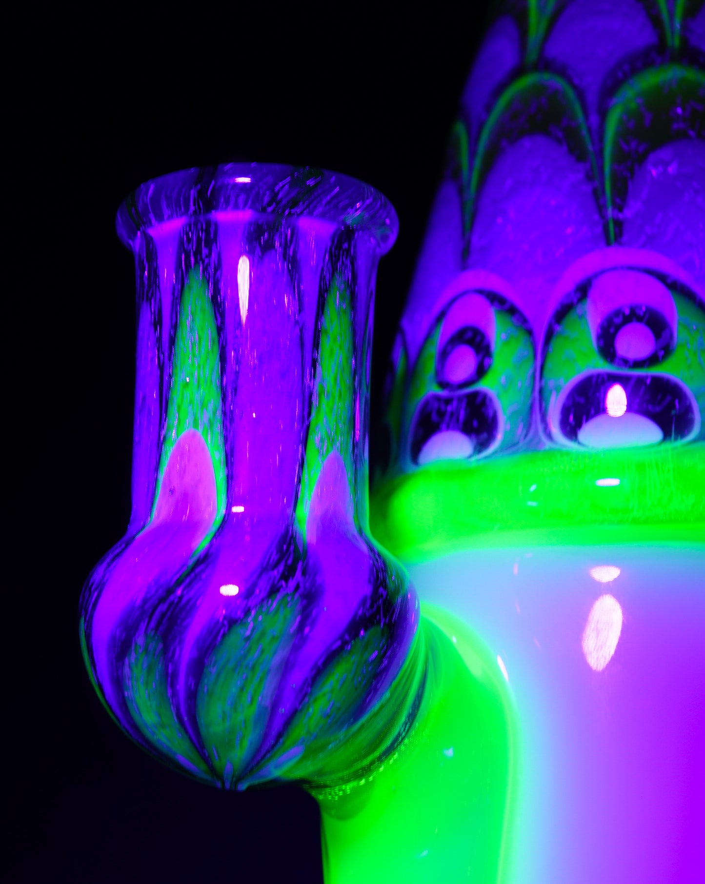 Phil Siegel & WYG Dichro and UV Dotstack Warlock Jammer