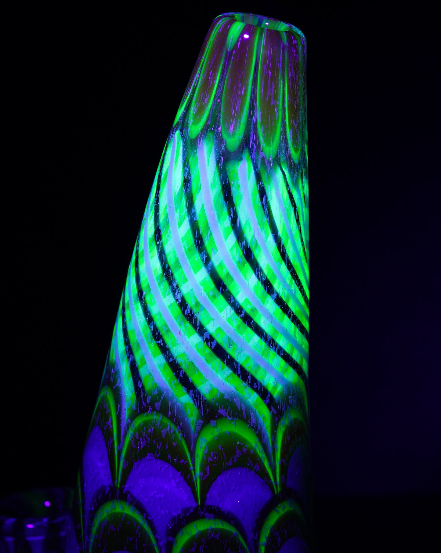 Phil Siegel & WYG Dichro and UV Dotstack Warlock Jammer